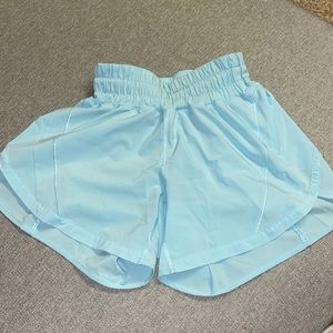 LULULEMON TRACK THAT SHORTS 3 INCH SIZE 0